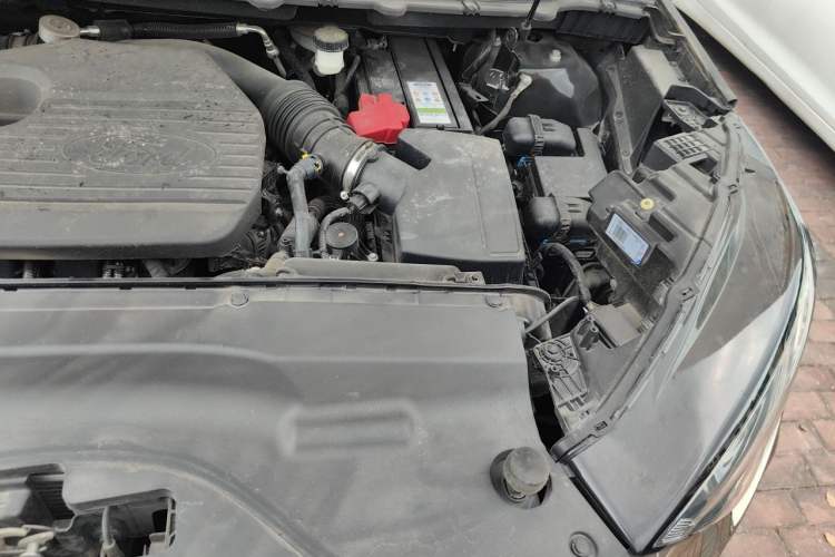 Used Ford Edge 2021 PLUS EcoBoost 245 Two-Wheel-Drive Titanium 7-Seater Engine Bay Left