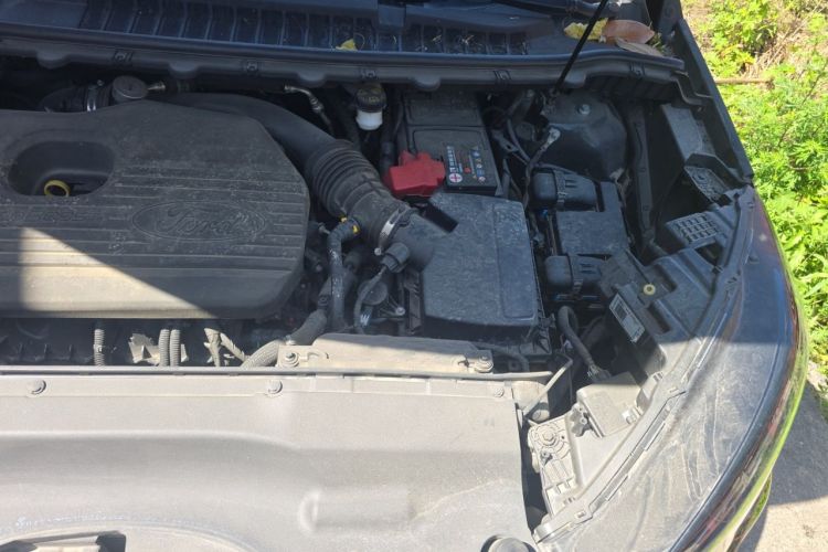 Used Ford Edge 2021 PLUS EcoBoost 245 Two-Wheel-Drive Titanium 7-Seater Engine Bay Left