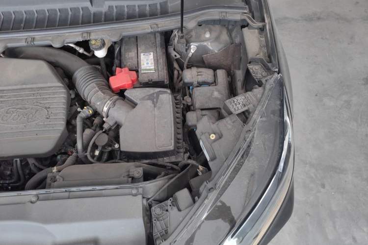 Used Ford Edge 2021 PLUS EcoBoost 245 Two-Wheel-Drive Titanium 7-Seater Engine Bay Left