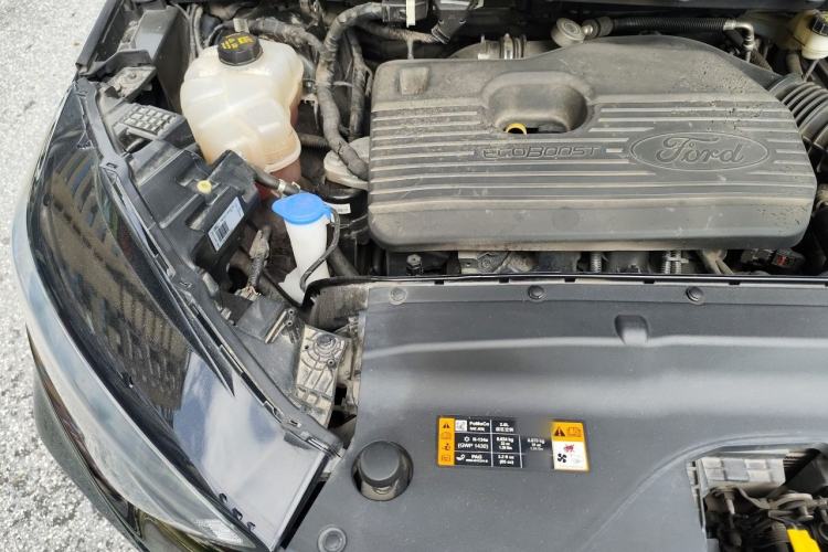 Used Ford Edge 2021 PLUS EcoBoost 245 Two-Wheel-Drive Titanium 7-Seater Engine Bay Right