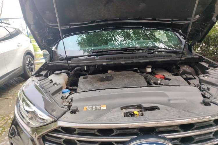 Used Ford Edge 2021 PLUS EcoBoost 245 Four-Wheel Drive Titanium Edition 7-Seater Engine Bay Right