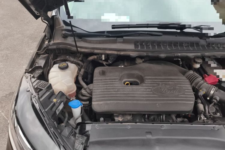 Used Ford Edge 2021 PLUS EcoBoost 245 Two-Wheel-Drive Titanium 7-Seater Engine Bay Right
