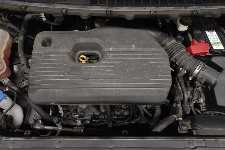Used Ford Edge 2021 PLUS EcoBoost 245 Two-Wheel-Drive Titanium 7-Seater Engine Bay