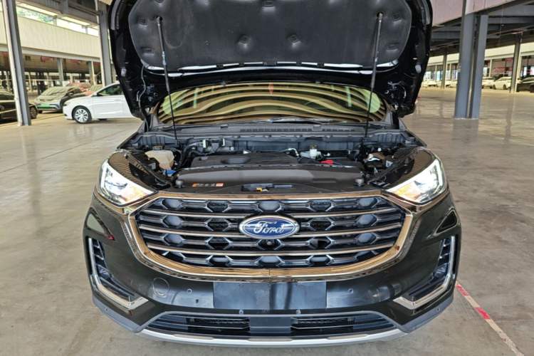 Used Ford Edge 2021 PLUS EcoBoost 245 Two-Wheel-Drive Platinum Edition 5 Seats Engine Bay