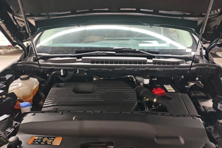 Used Ford Edge 2021 PLUS EcoBoost 245 Two-Wheel-Drive Platinum Edition 5 Seats Engine Bay