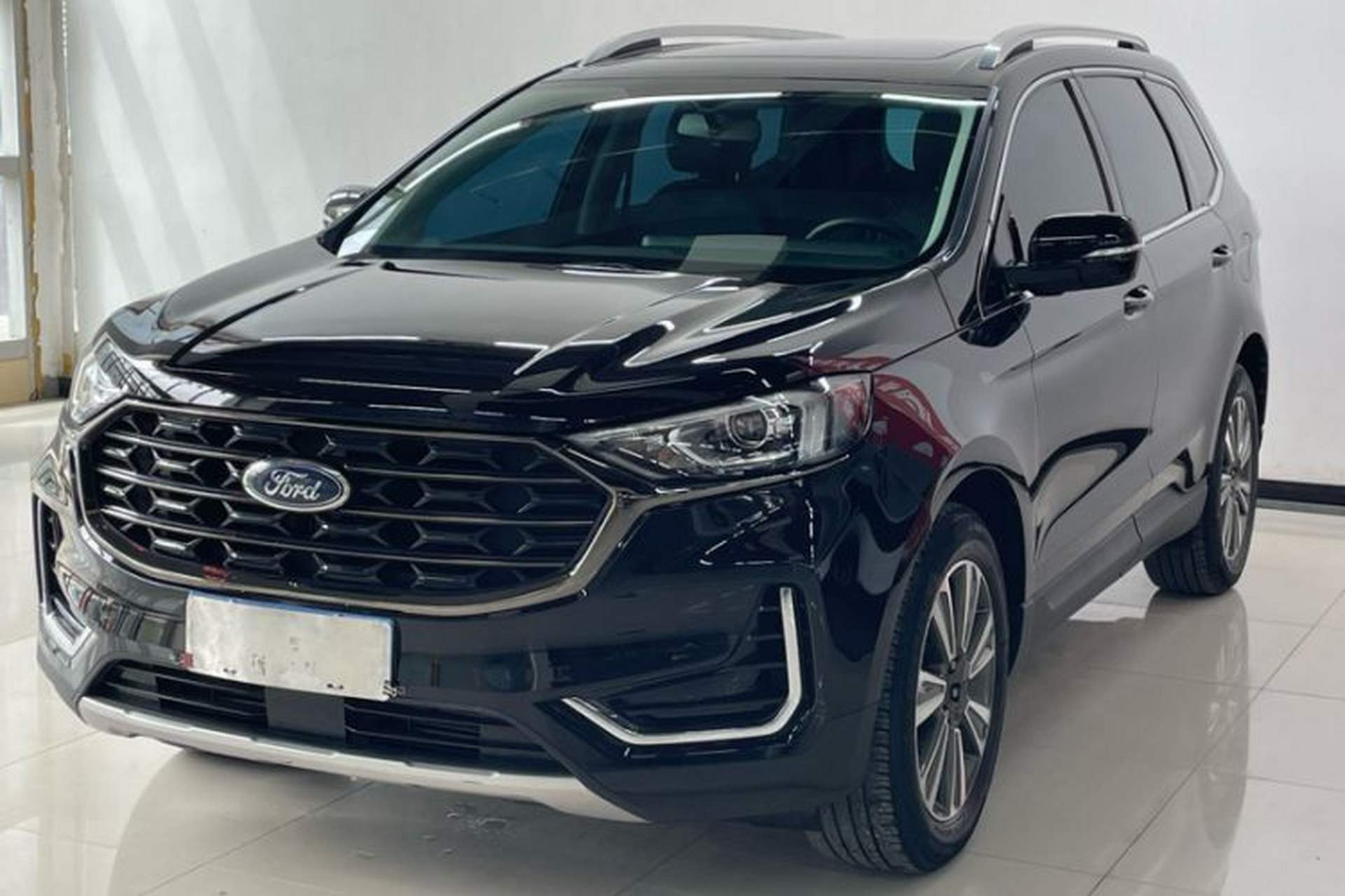 Used Ford Edge 2021 PLUS EcoBoost 245 Two-Wheel-Drive Platinum Edition 5 Seats Exterior 1