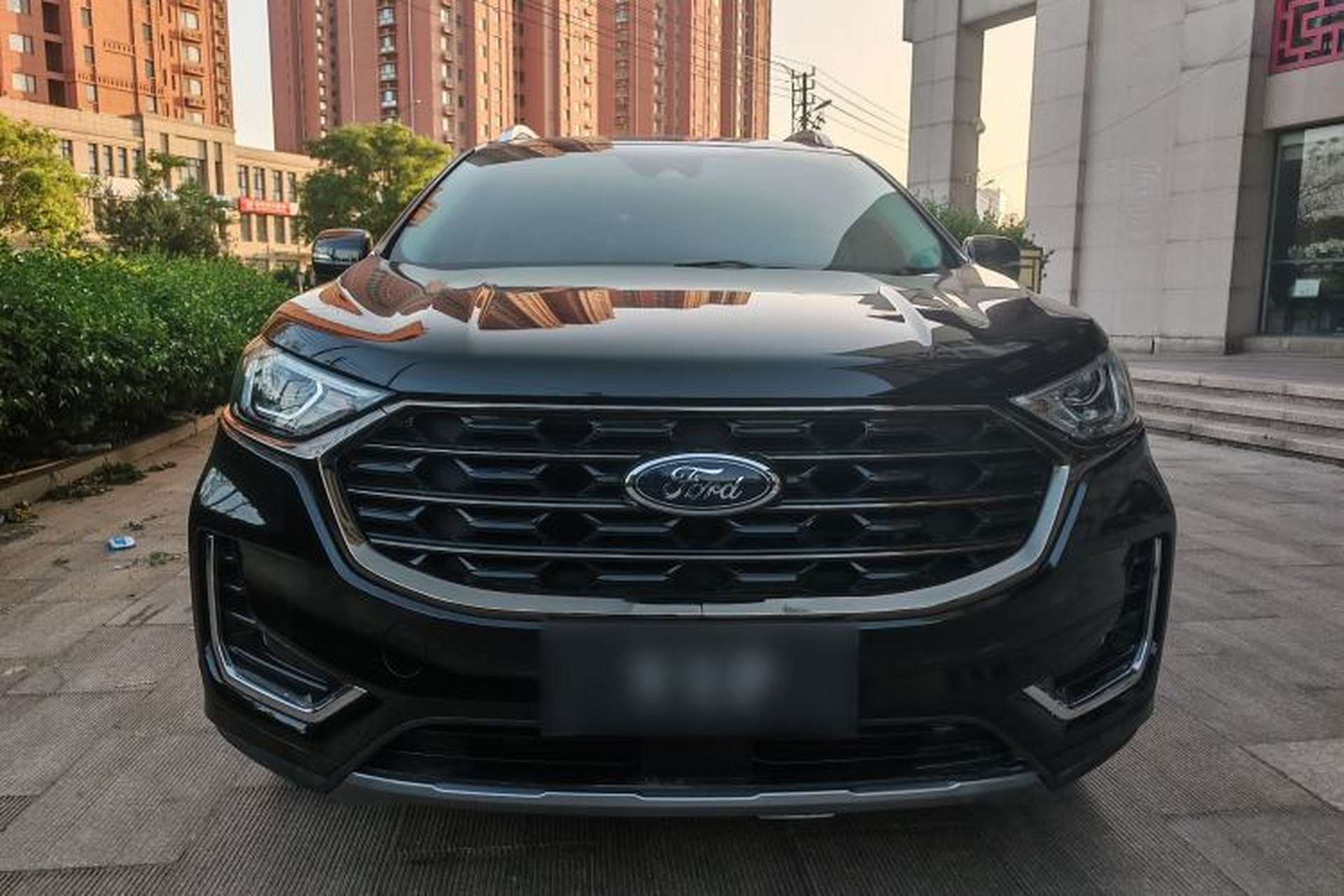 Used Ford Edge 2021 PLUS EcoBoost 245 Two-Wheel-Drive Titanium 7-Seater Exterior 1