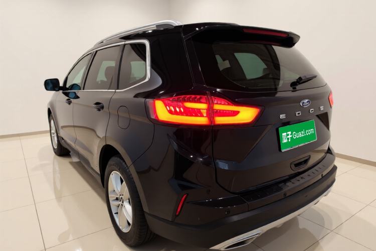 Used Ford Edge 2021 PLUS EcoBoost 245 Two-Wheel-Drive Elite 5-Seater Exterior 2