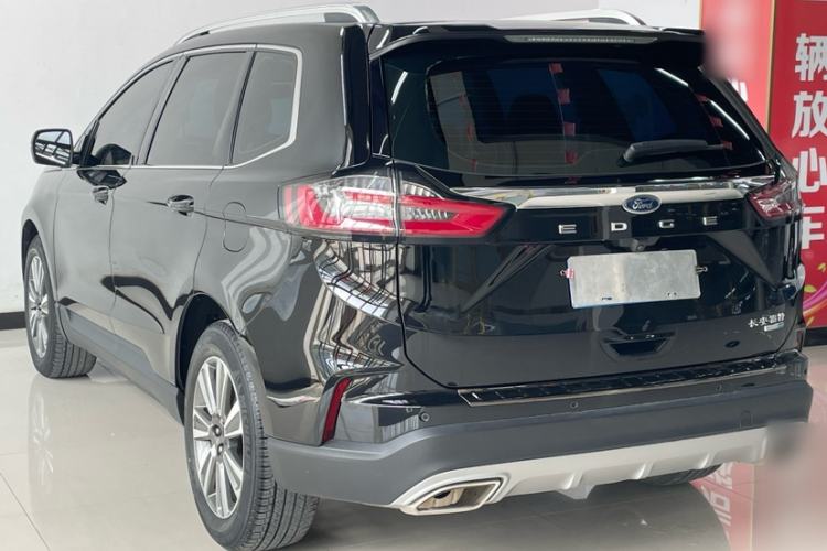 Used Ford Edge 2021 PLUS EcoBoost 245 Two-Wheel-Drive Platinum Edition 5 Seats Exterior 2