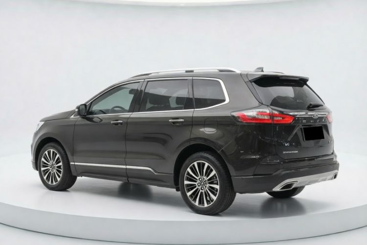 Used Ford Edge 2021 PLUS EcoBoost 245 Two-Wheel-Drive Titanium 7-Seater Exterior 2
