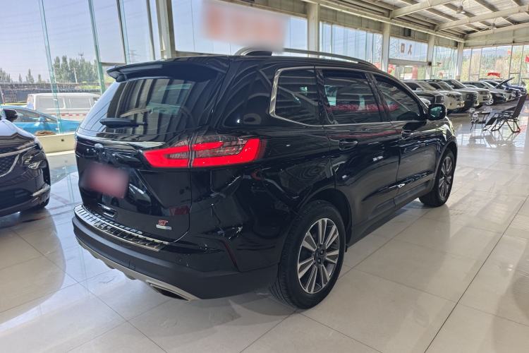 Used Ford Edge 2021 PLUS EcoBoost 245 Two-Wheel-Drive Platinum Edition 5 Seats Exterior 2