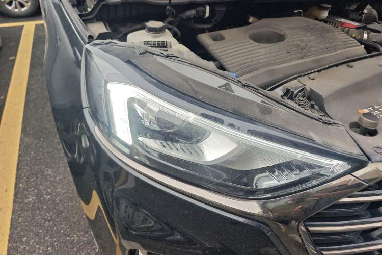 Used Ford Edge 2021 PLUS EcoBoost 245 Two-Wheel-Drive Titanium 7-Seater Exterior 3