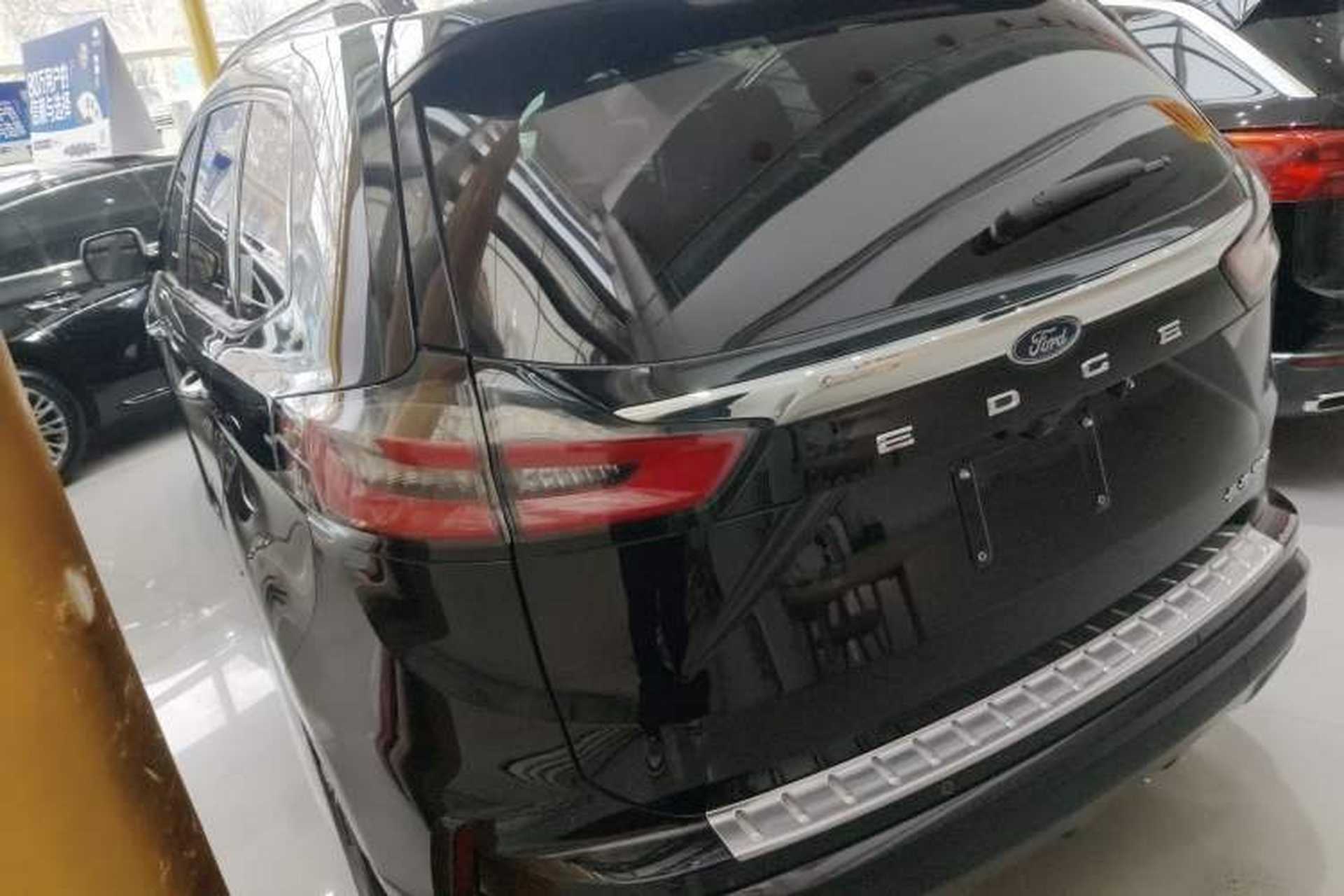 Used Ford Edge 2021 PLUS EcoBoost 245 Two-Wheel-Drive ST-Line 5-Seater Exterior 3