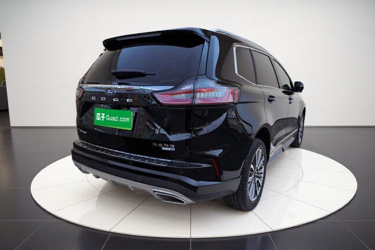 Used Ford Edge 2021 PLUS EcoBoost 245 Two-Wheel-Drive Titanium 7-Seater Exterior 5