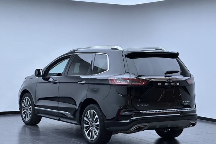 Used Ford Edge 2021 Facelifted PLUS EcoBoost 245 Two-Wheel Drive XLT 7-Seater Exterior 6