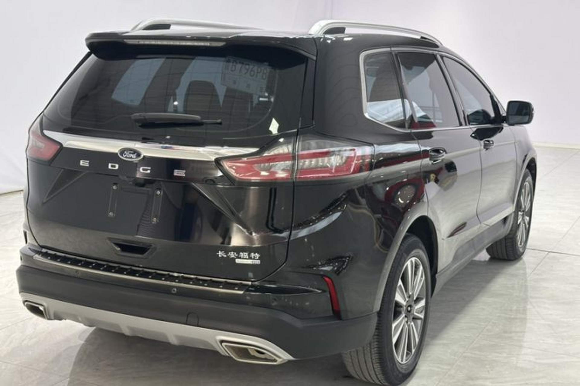 Used Ford Edge 2021 PLUS EcoBoost 245 Two-Wheel-Drive Platinum Edition 5 Seats Exterior 7