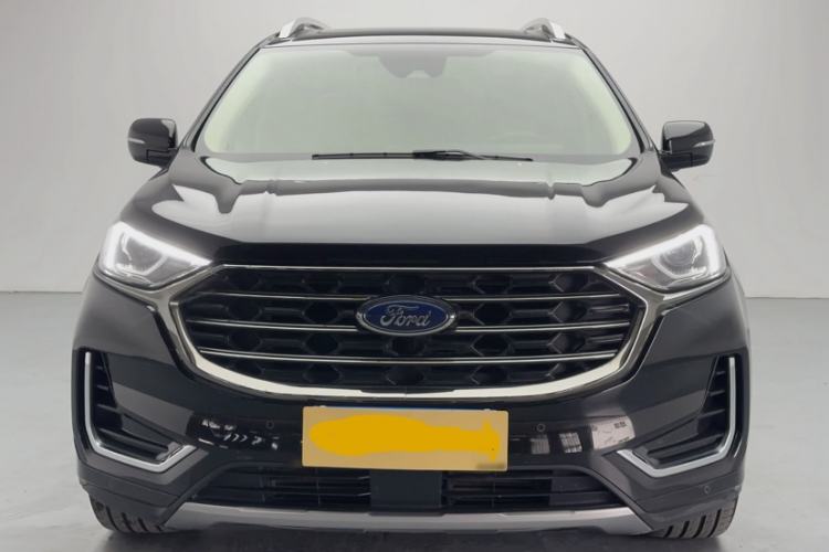 Used Ford Edge 2021 PLUS EcoBoost 245 Two-Wheel-Drive Titanium 7-Seater Exterior 8