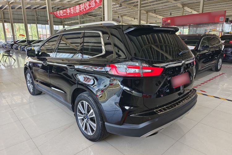 Used Ford Edge 2021 PLUS EcoBoost 245 Two-Wheel-Drive Platinum Edition 5 Seats Exterior 8