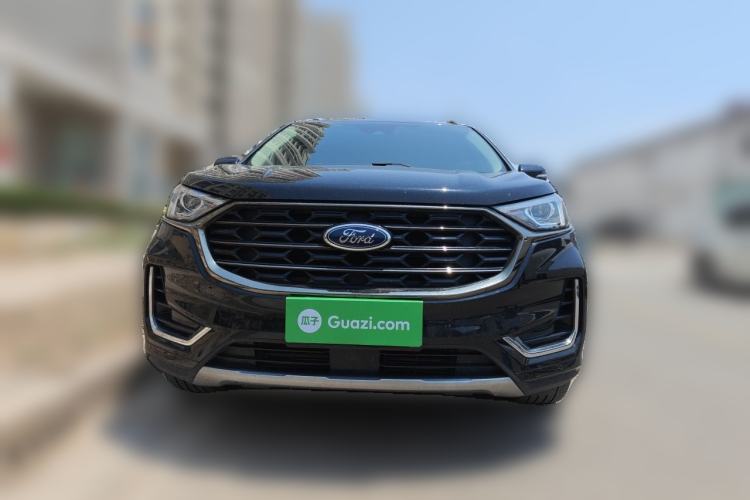 Used Ford Edge 2021 PLUS EcoBoost 245 Two-Wheel-Drive Titanium 7-Seater Front