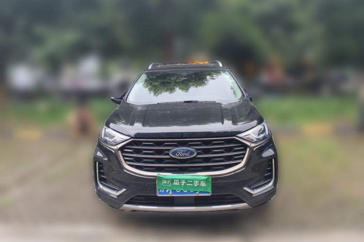 Used Ford Edge 2021 PLUS EcoBoost 245 Two-Wheel-Drive Titanium 7-Seater Front
