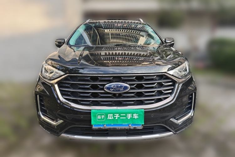 Used Ford Edge 2021 PLUS EcoBoost 245 Two-Wheel-Drive Titanium 7-Seater Front