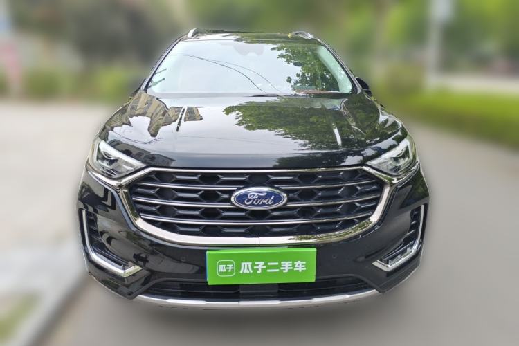Used Ford Edge 2021 PLUS EcoBoost 245 Two-Wheel-Drive Titanium 7-Seater Front