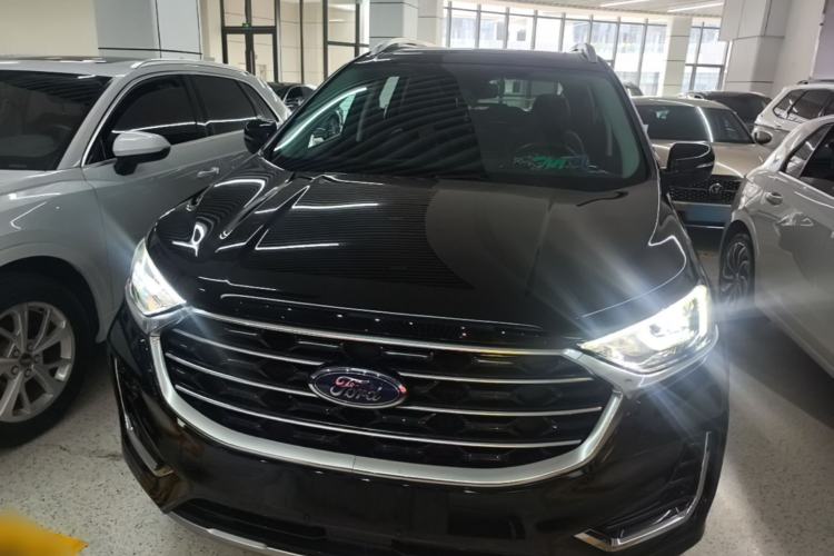 Used Ford Edge 2021 Facelifted PLUS EcoBoost 245 Two-Wheel Drive XLT 7-Seater Front