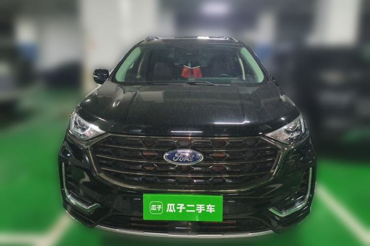 Used Ford Edge 2021 PLUS EcoBoost 245 Two-Wheel-Drive Titanium 7-Seater Front