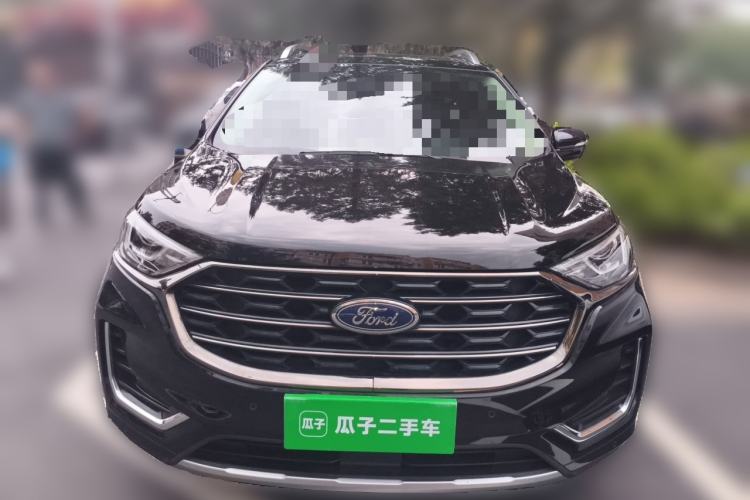 Used Ford Edge 2021 PLUS EcoBoost 245 Two-Wheel-Drive Titanium 7-Seater Front