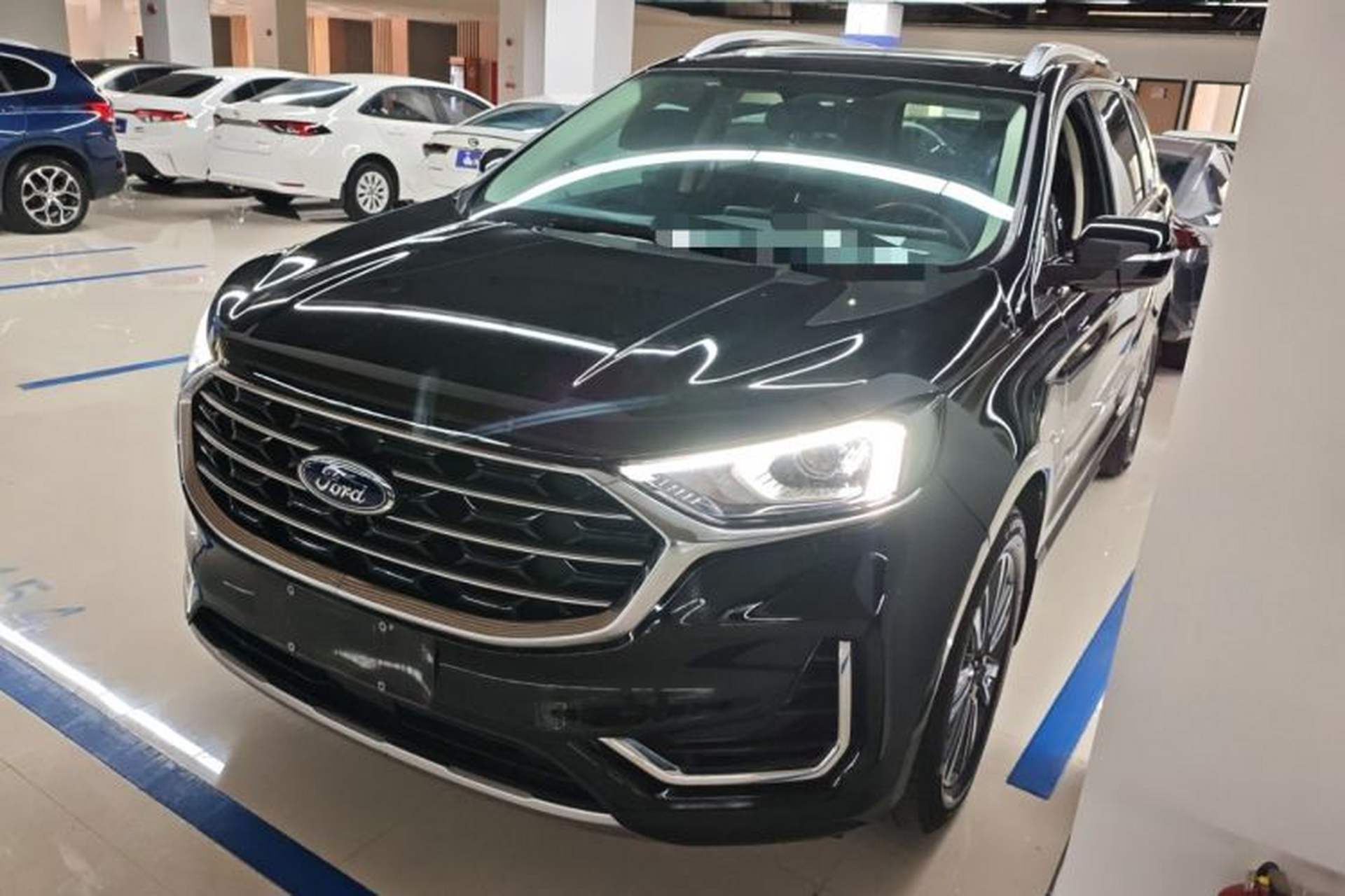 Used Ford Edge 2021 PLUS EcoBoost 245 Two-Wheel-Drive Platinum Edition 5 Seats Front Left 45 Deg