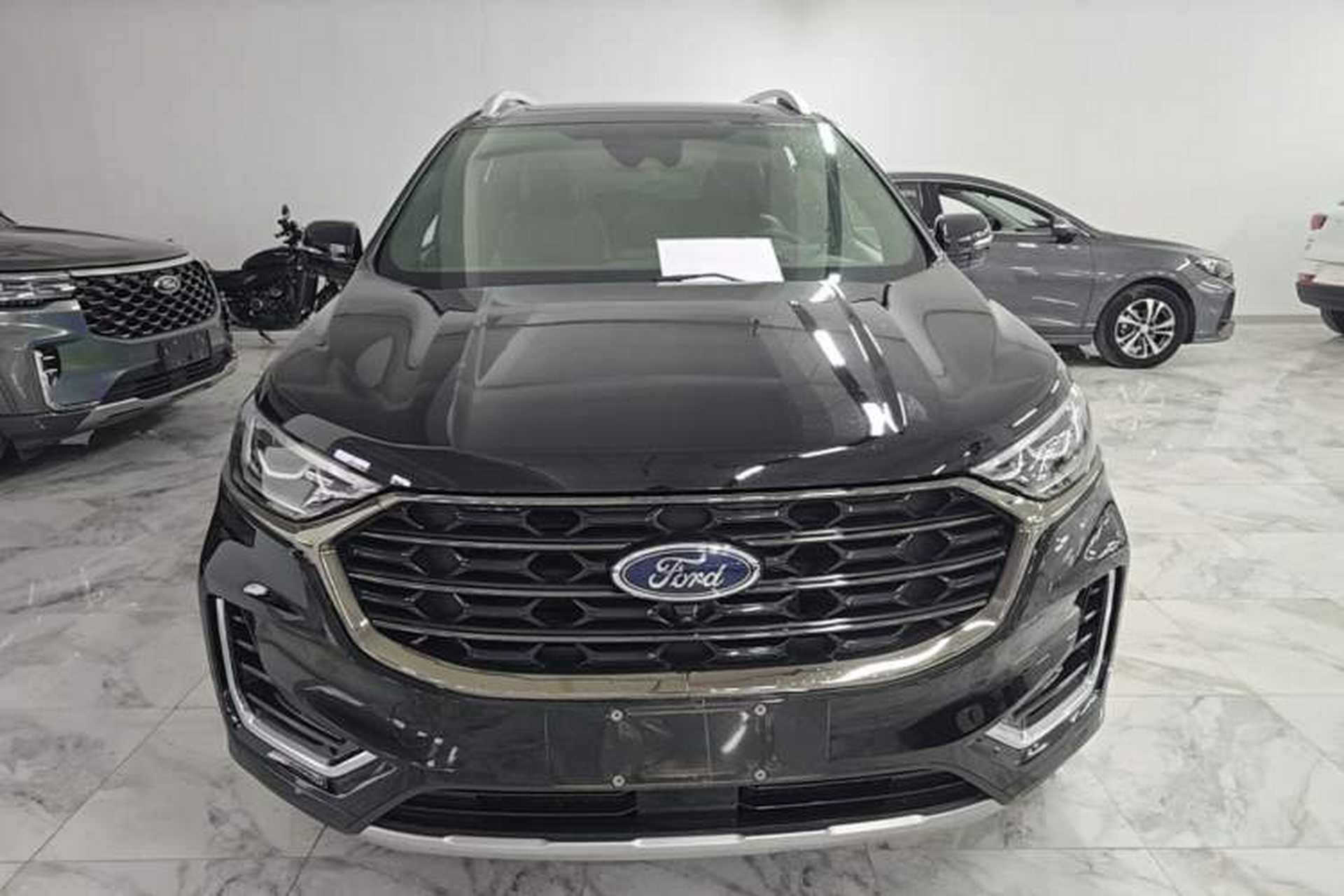 Used Ford Edge 2021 PLUS EcoBoost 245 Four-Wheel Drive Titanium Edition 7-Seater Front