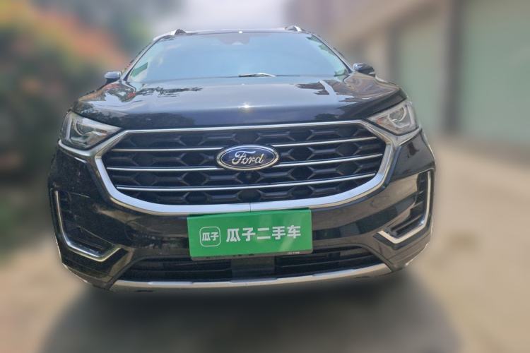 Used Ford Edge 2021 Facelifted PLUS EcoBoost 245 Two-Wheel Drive XLT 7-Seater Front