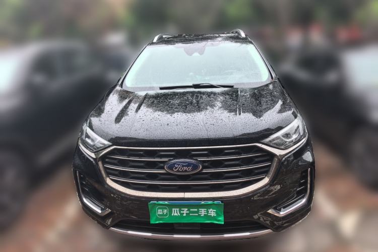 Used Ford Edge 2021 PLUS EcoBoost 245 Two-Wheel-Drive Titanium 7-Seater Front