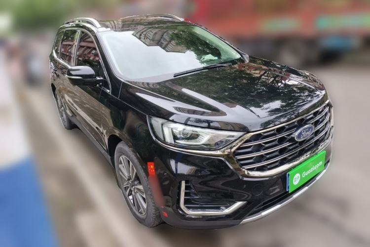 Used Ford Edge 2021 PLUS EcoBoost 245 Two-Wheel-Drive Platinum Edition 5 Seats Front Right 45 Deg