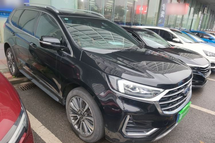 Used Ford Edge 2021 PLUS EcoBoost 245 Four-Wheel Drive Titanium Edition 7-Seater Front Right 45 Deg