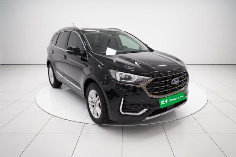 Used Ford Edge 2021 PLUS EcoBoost 245 Two-Wheel-Drive Elite 5-Seater Front Right 45 Deg