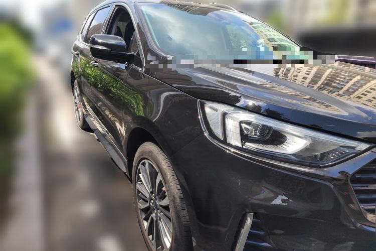 Used Ford Edge 2021 PLUS EcoBoost 245 Two-Wheel-Drive Titanium 7-Seater Front Right 45 Deg