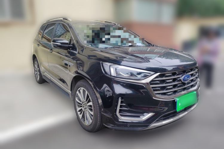 Used Ford Edge 2021 PLUS EcoBoost 245 Four-Wheel Drive Titanium Edition 7-Seater Front Right 45 Deg