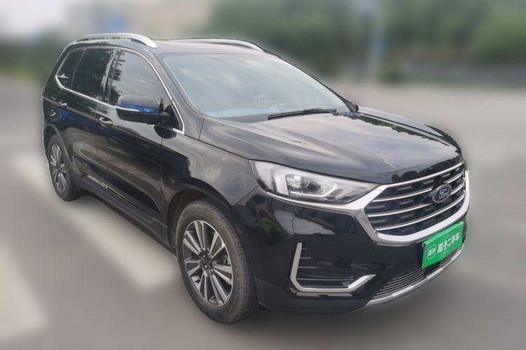 Used Ford Edge 2021 PLUS EcoBoost 245 Two-Wheel-Drive Platinum Edition 5 Seats Front Right 45 Deg