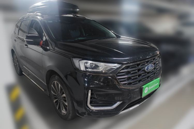 Used Ford Edge 2021 PLUS EcoBoost 245 Two-Wheel-Drive Titanium 7-Seater Front Right 45 Deg