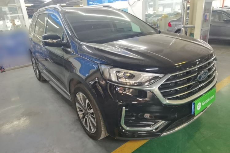 Used Ford Edge 2021 Facelifted PLUS EcoBoost 245 Two-Wheel Drive XLT 7-Seater Front Right 45 Deg