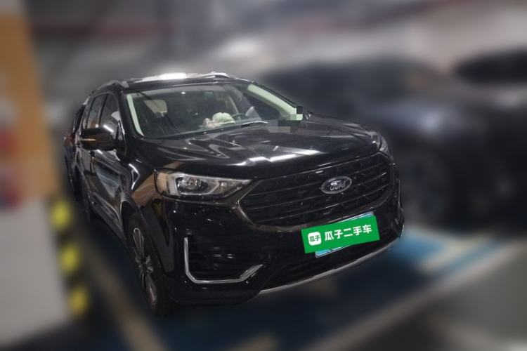 Used Ford Edge 2021 PLUS EcoBoost 245 Two-Wheel-Drive Platinum Edition 5 Seats Front Right 45 Deg