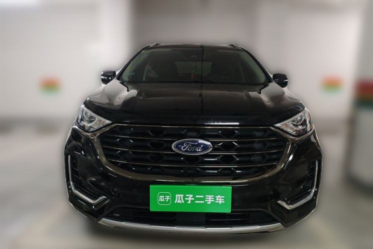 Used Ford Edge 2021 PLUS EcoBoost 245 Two-Wheel-Drive Titanium 7-Seater Front