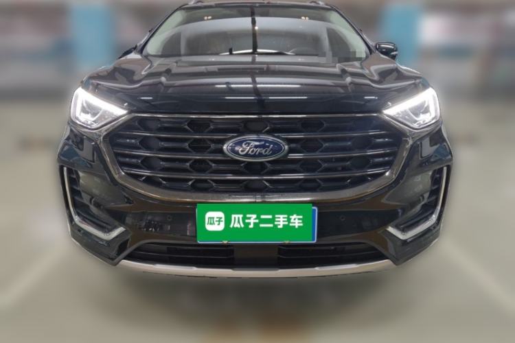 Used Ford Edge 2021 PLUS EcoBoost 245 Two-Wheel-Drive Titanium 7-Seater Front