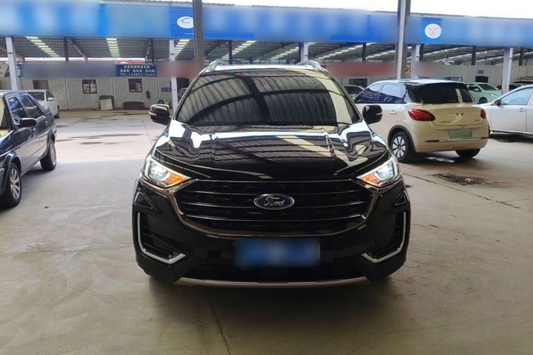 Used Ford Edge 2021 PLUS EcoBoost 245 Two-Wheel-Drive Titanium 7-Seater Front
