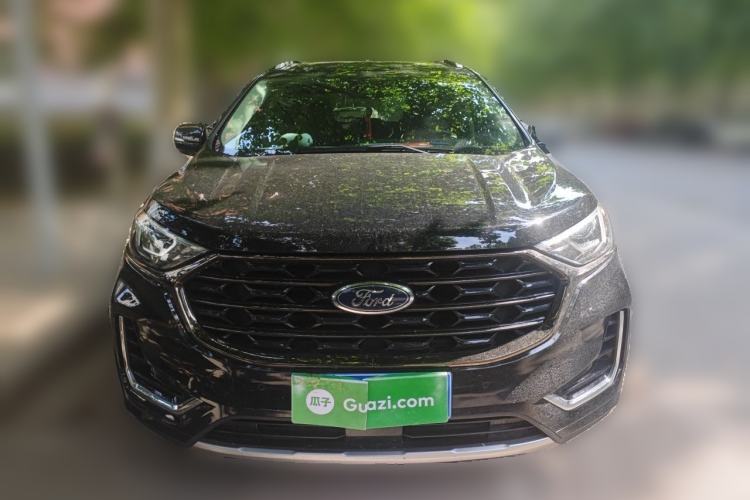Used Ford Edge 2021 PLUS EcoBoost 245 Two-Wheel-Drive Titanium 7-Seater Front