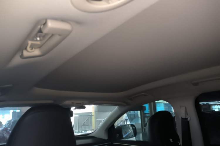 Used Ford Edge 2021 Facelifted PLUS EcoBoost 245 Two-Wheel Drive XLT 7-Seater Headliner