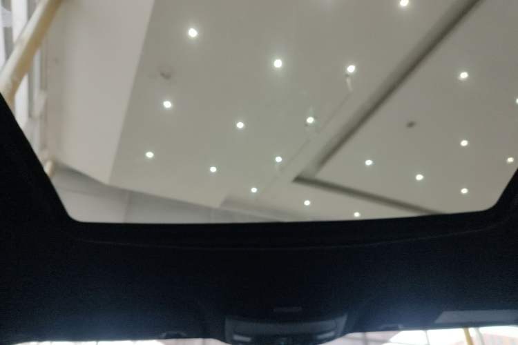 Used Ford Edge 2021 PLUS EcoBoost 245 Two-Wheel-Drive ST-Line 5-Seater Headliner