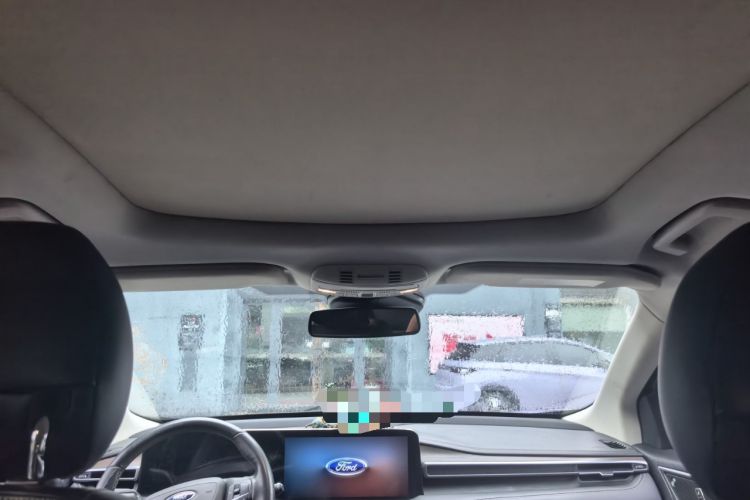 Used Ford Edge 2021 PLUS EcoBoost 245 Two-Wheel-Drive Titanium 7-Seater Headliner