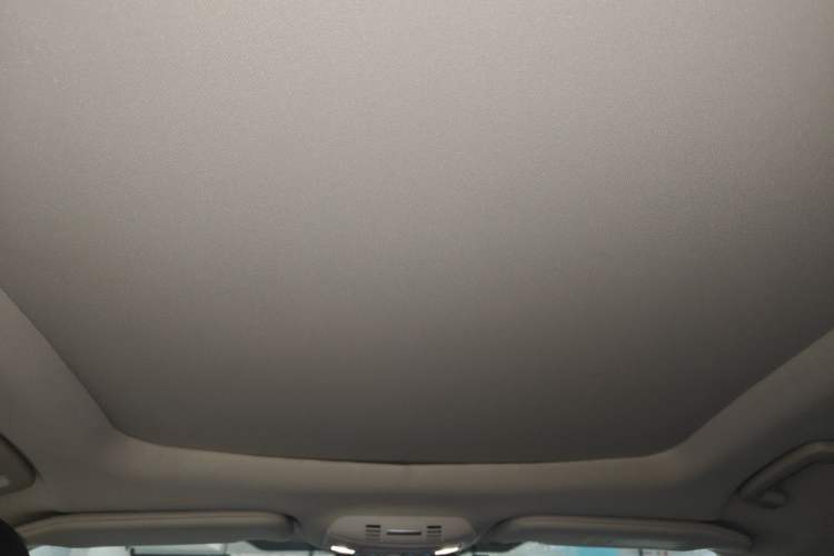 Used Ford Edge 2021 PLUS EcoBoost 245 Two-Wheel-Drive Titanium 7-Seater Headliner